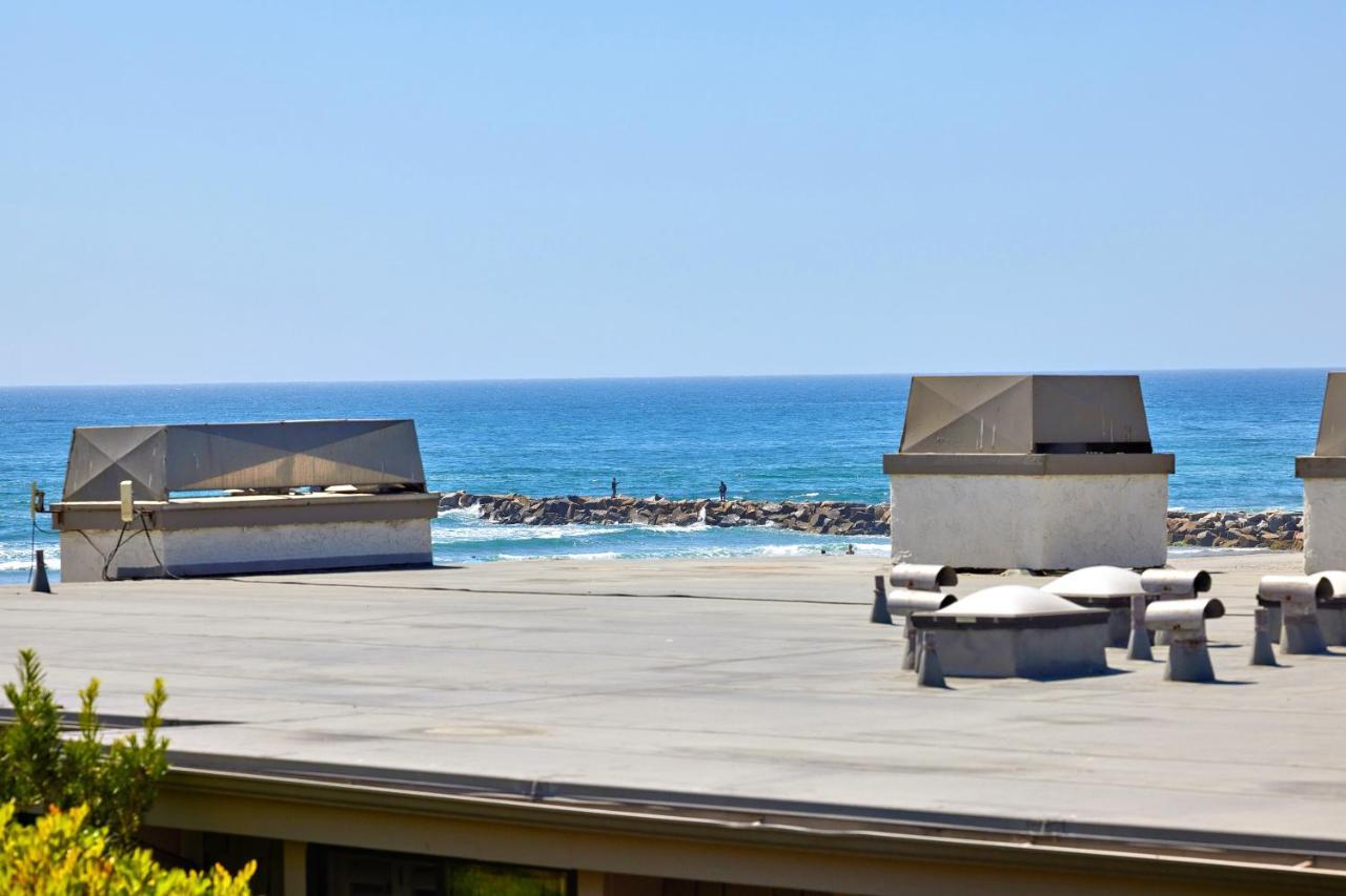Oceanside Beach Condos Exterior photo